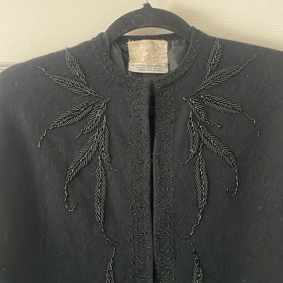 Vintage 1960’s beaded Lambs Wool Sweater size Small - Picture 3 of 9
